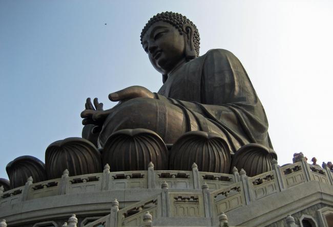 Великий Будда в Линг Шане