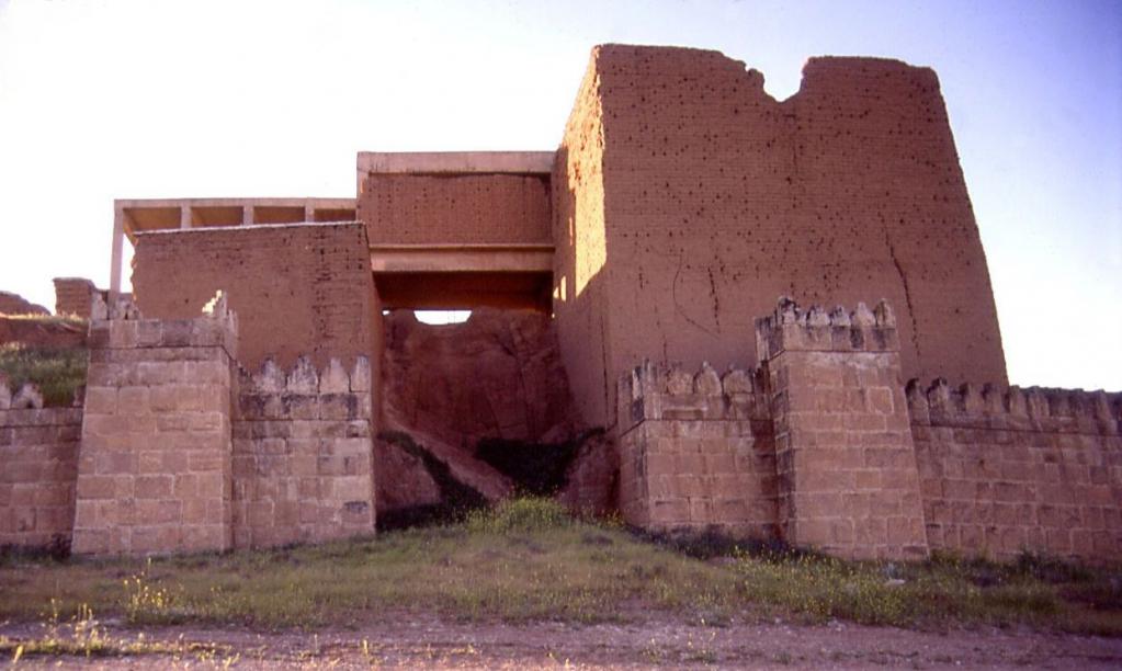 Руины Ассирийского города