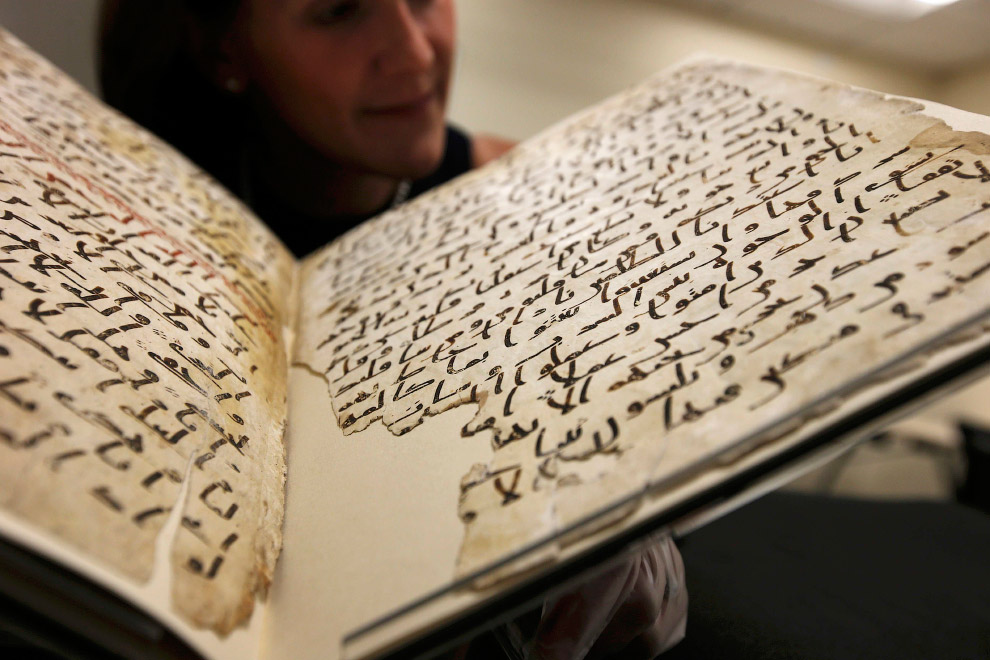  9. Текст самого древнего в мире Корана очень похож на тот текст Корана современного. Это сходст