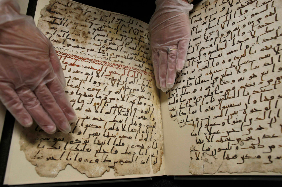 6. Страницы рукописи вместе с тысячами других древних документов с Ближнего Востока в 1920-е го