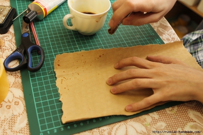 Как сделать винтажный свиток из бумаги (12) (700x466, 243Kb)