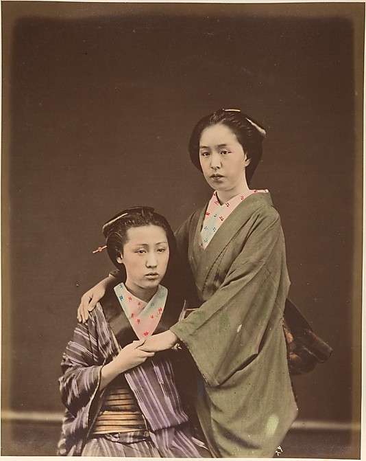 Кимоно - японский национальный костюм