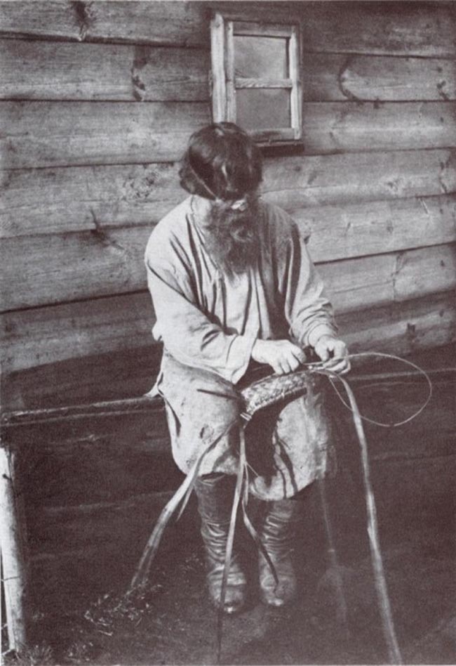 Традиционные промыслы и ремёсла на Руси: редкие исторические фото