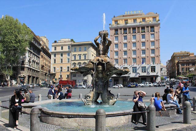 Что посмотреть в Риме самостоятельно - площадь Барберини