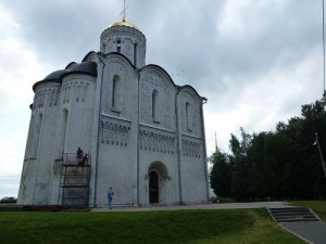 храм Дмитрия Солунского во Владимире фото