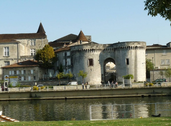 Замок Cognac