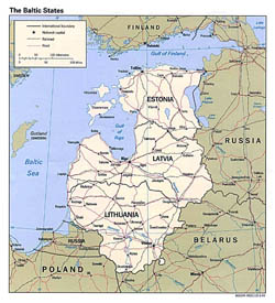 Большая политическая карта Балтии с дорогами и крупными городами - 1994.
