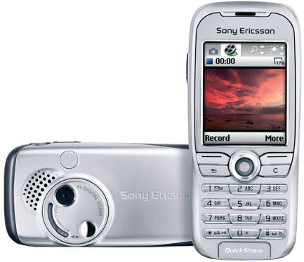 
	Sony Ericsson K300 и K500 / ©Sony Ericsson