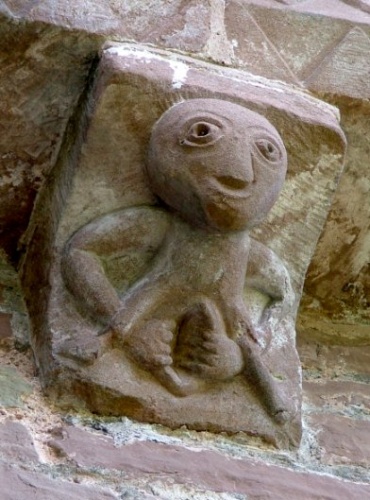 Шейла-на-Гиг - древний и красноречивый символ Богини-подательницы жизни.