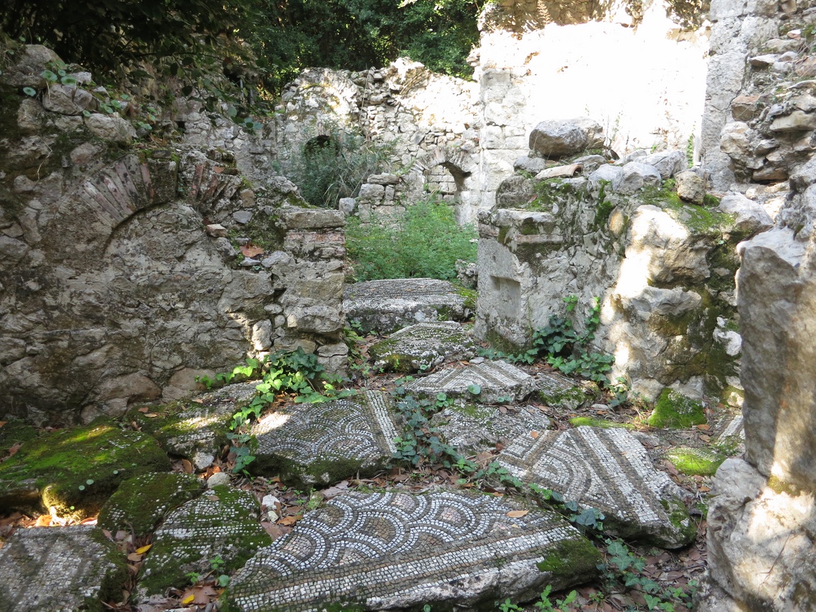 Руины античного города Олимпос. Турция