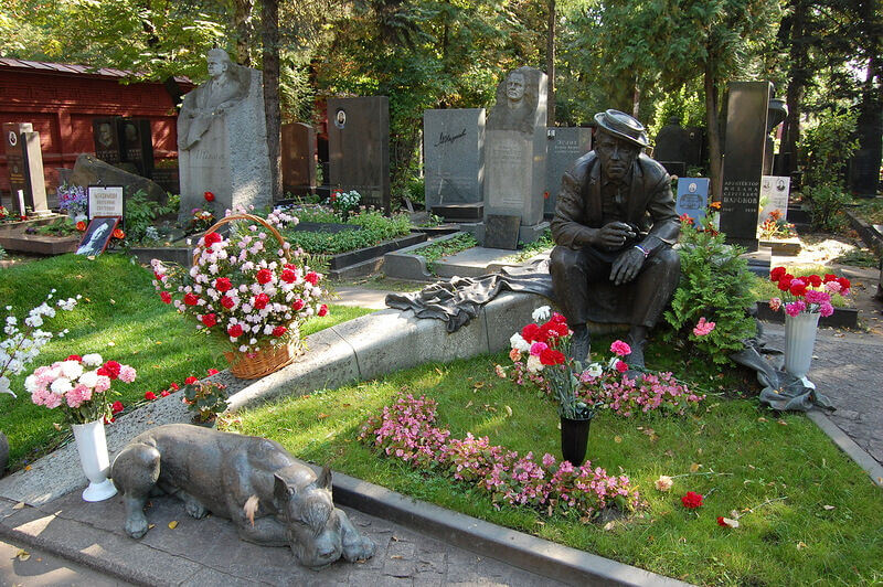 Старейшие кладбища России