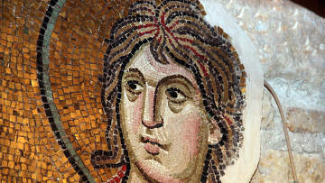 Восстановление византийского монастыря Дафни после землетрясения