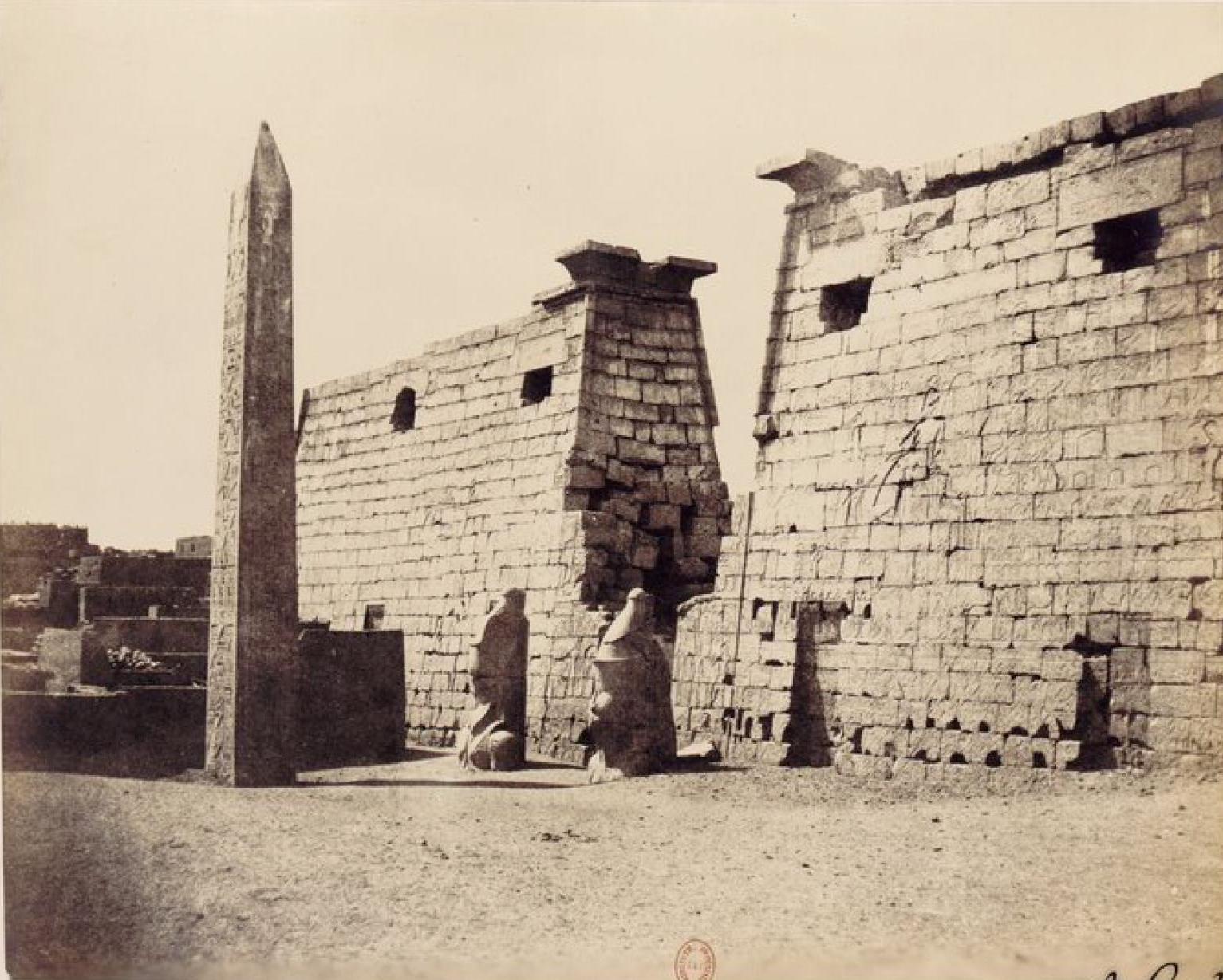 25. Пилоны храма в Луксоре