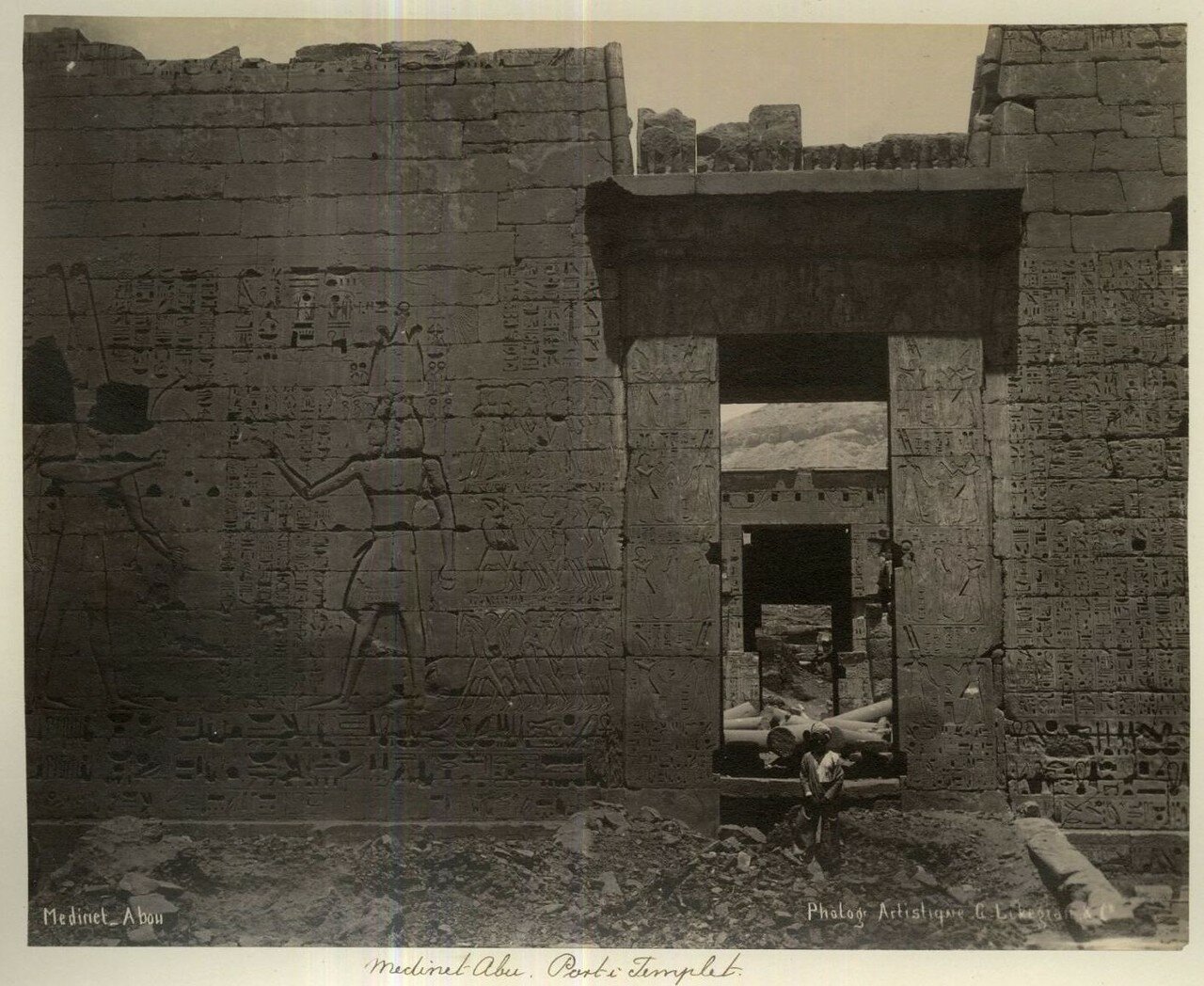 Мединет-Абу. Погребальный храм Рамсеса III