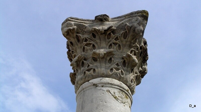 херсонес, резьба по камню - украшения колонны древнего храма