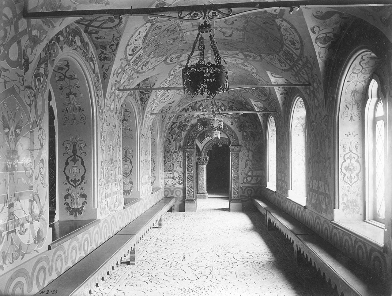 Парадный коридор в Теремном дворце