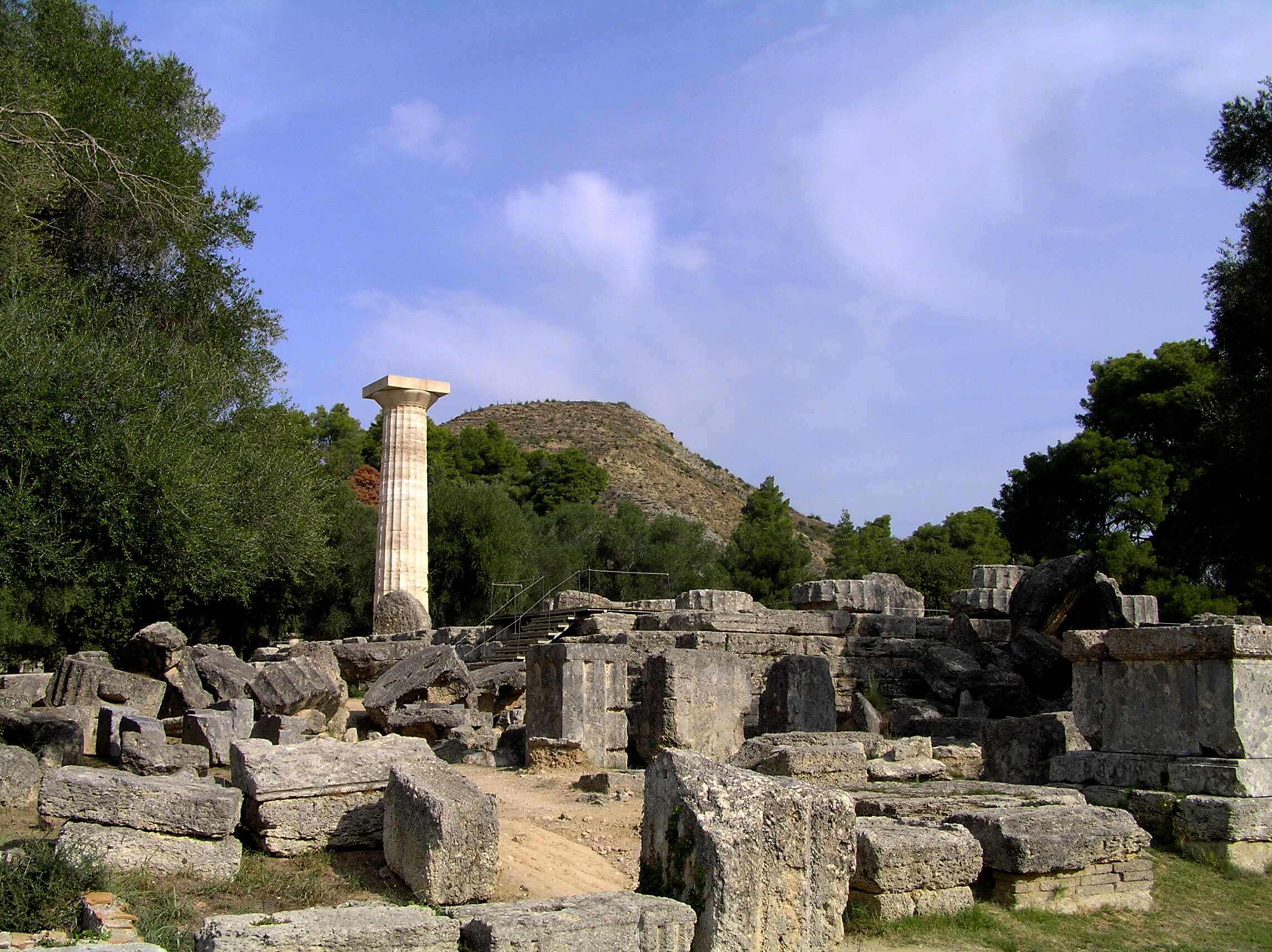 Олимпия у подножия холма Кронион