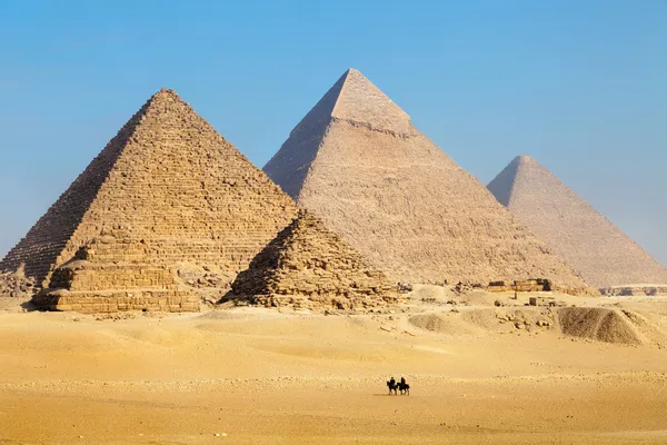 Вид пирамиды вблизи города Каира в Египте — стоковое фото