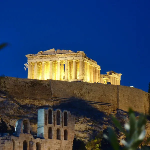 Освещенная Парфенон, Афинский Акрополь, Греция — стоковое фото