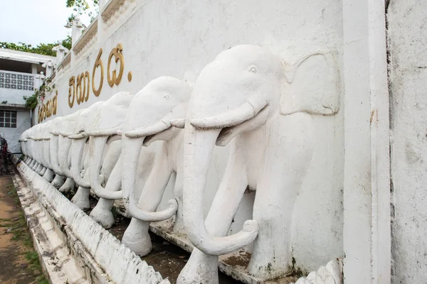Слон скульптуры — стоковое фото