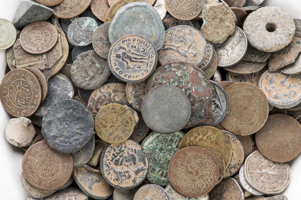 Коллекция старых монет — стоковое фото