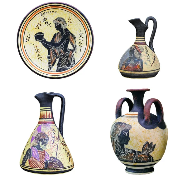 Набор из трех древних греческих вазах и блюдо, изолированные на белом обратно — стоковое фото