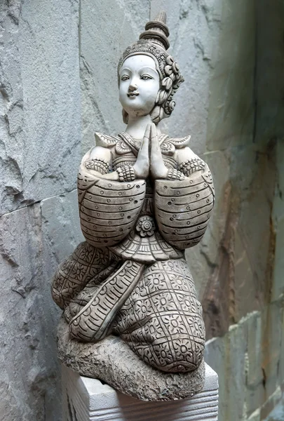 Азиатская статуя — стоковое фото