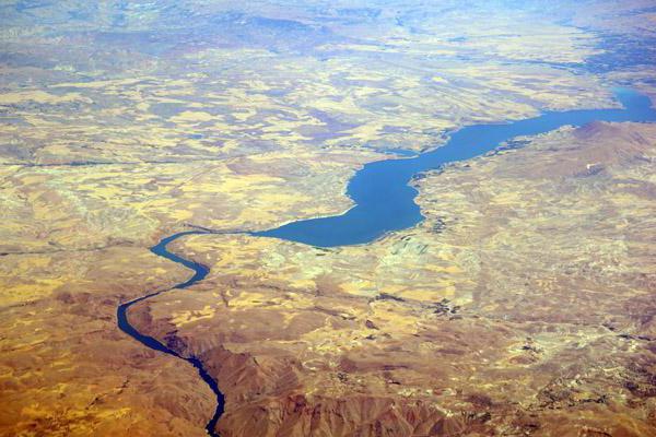 Почему Евфрат называли перевернутой рекой