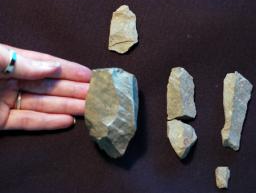 Древние каменные орудия труда