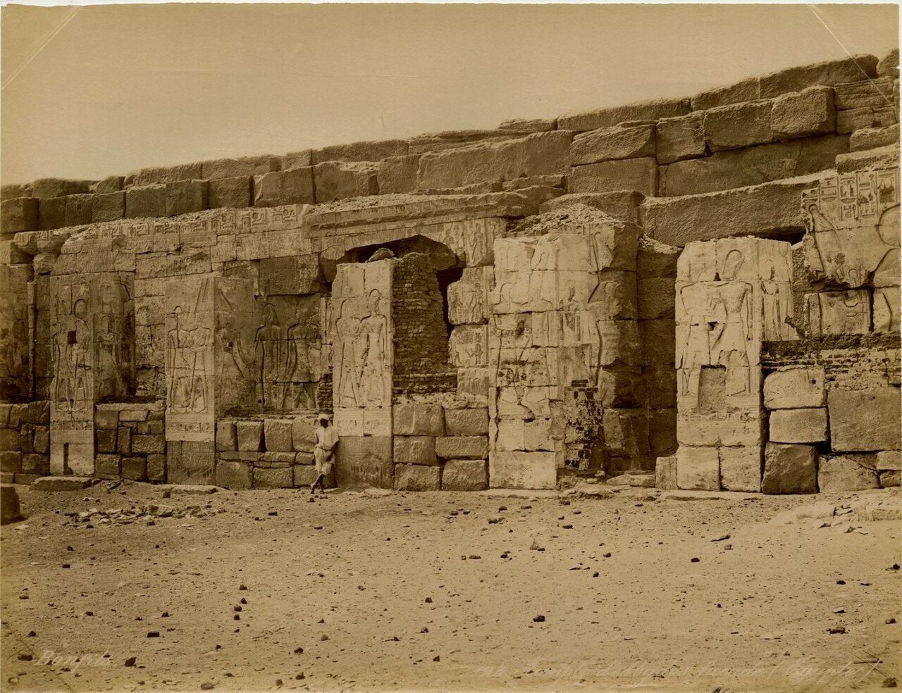 Абидос. Фасад храма Сети I