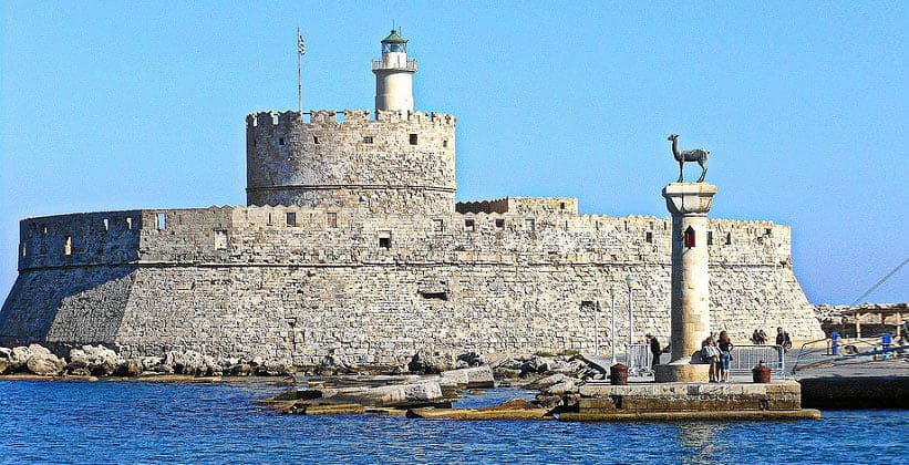 Форт Святого Николая в городе Родос (Греция)